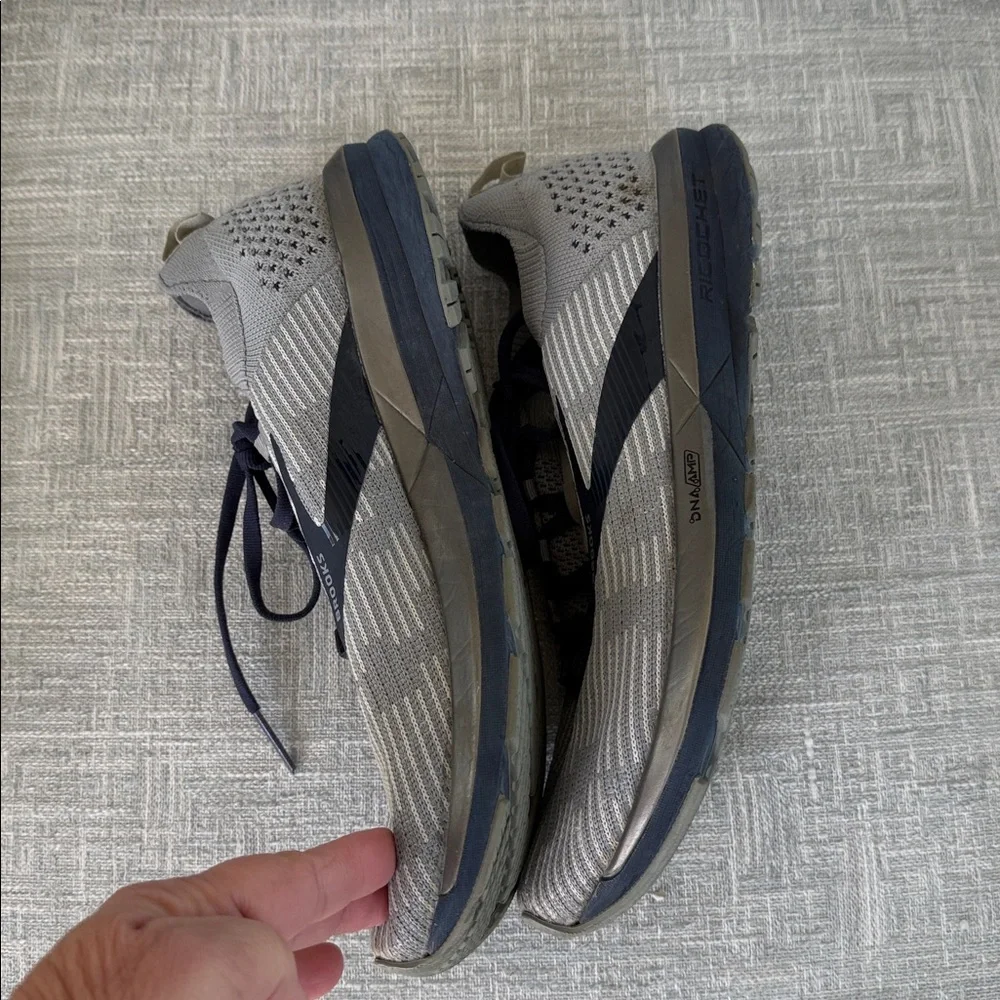 Brooks Sneakers Ricochet 2 'Grey Blue' Running Sneakers Men's Size 8